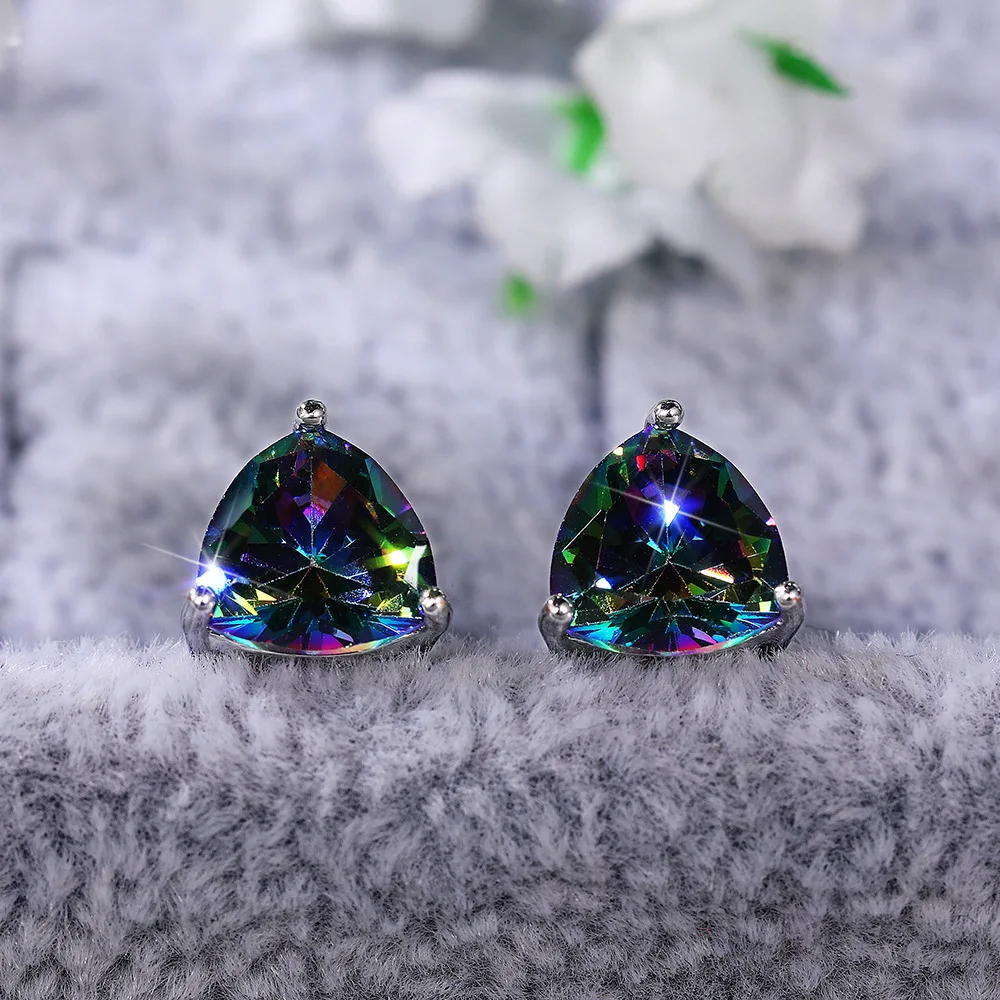

1 pair of S925 silver triangle cut synthetic zircon earrings suitable for daily wear, preferred holiday gift
