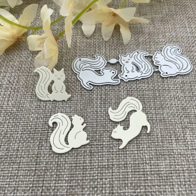 Christmas Squirrel Metal Cutting Dies Stencils For DIY Scrapbooking Decorative Embossing Handcraft Die Cutting Template Mold