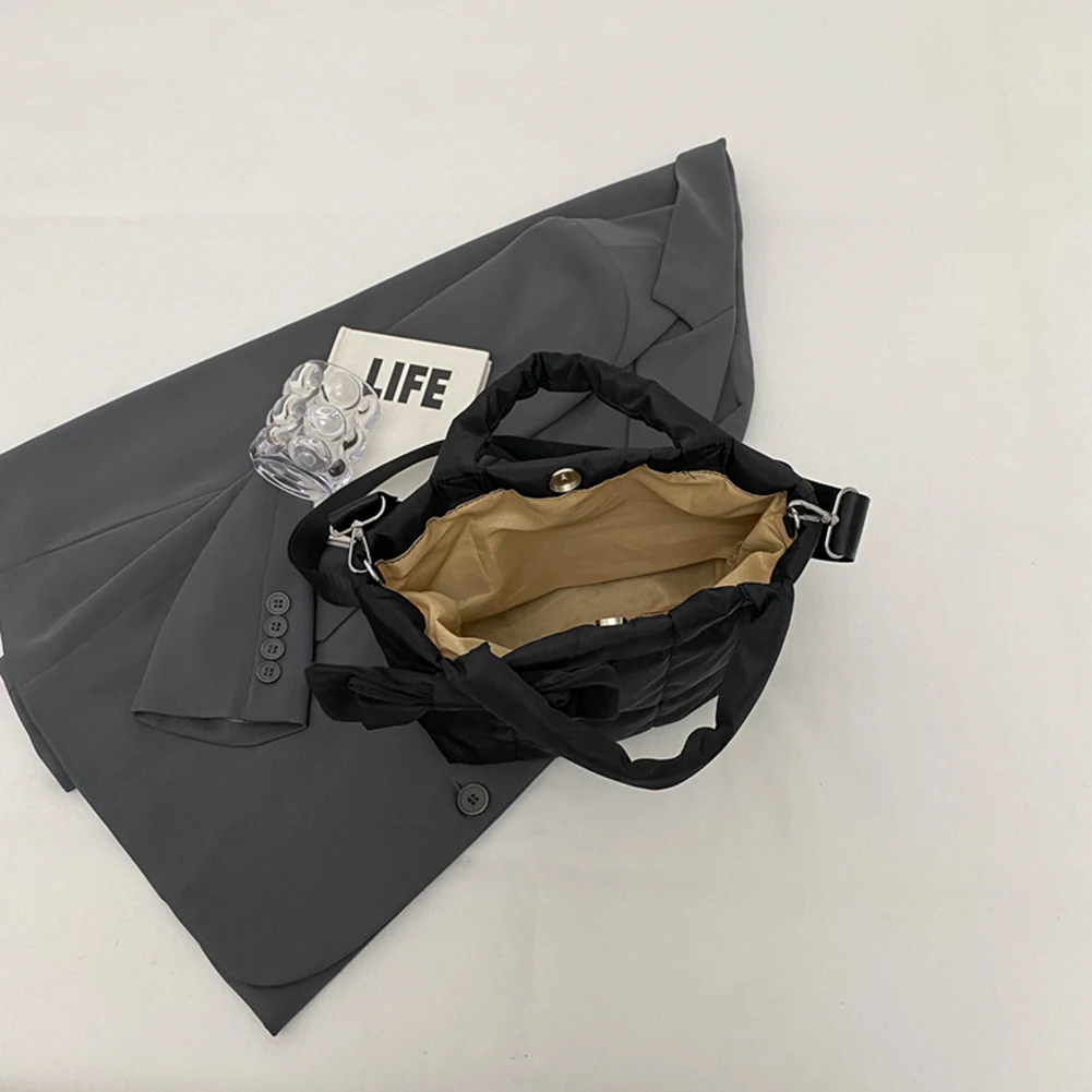 المرأة مبطن البخاخ حمل حقيبة القوس عقدة أسفل القطن المتشرد حقيبة عادية مبطن حقيبة كتف منتفخ حقيبة كروسبودي حقيبة التنقل #4