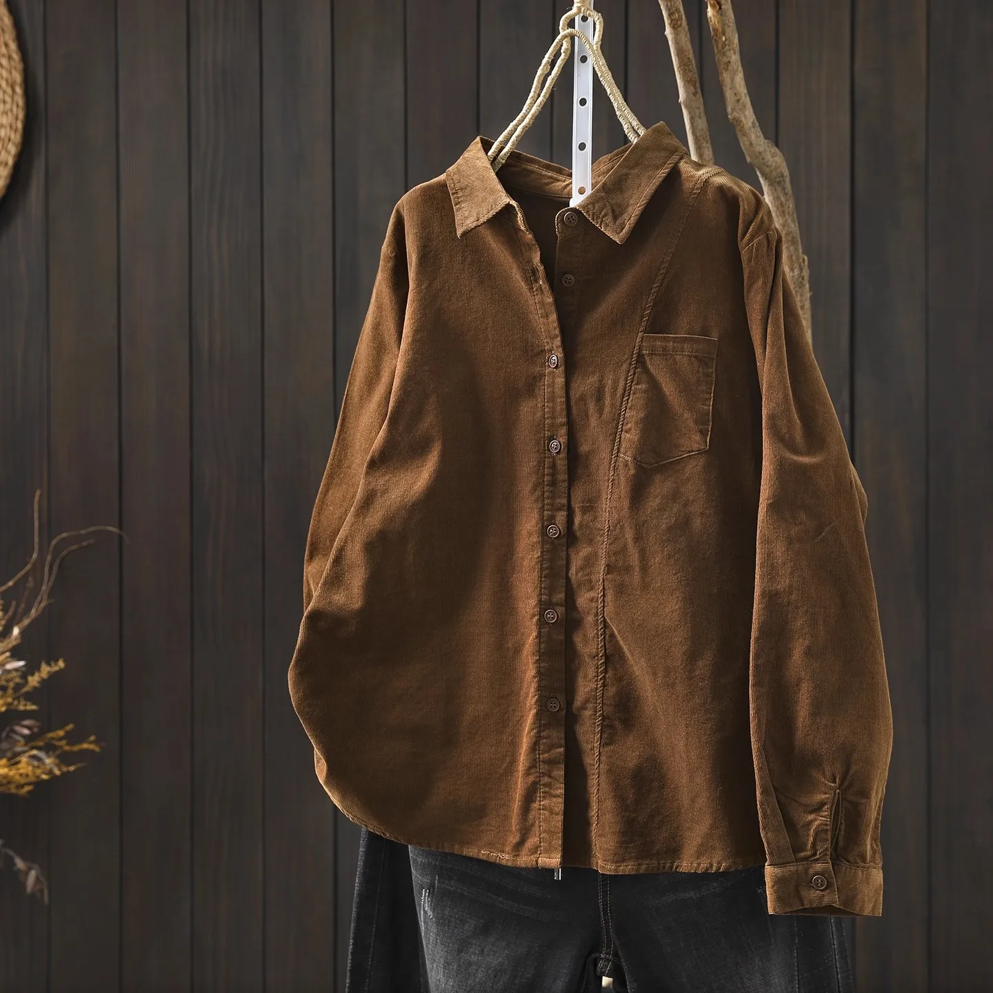 

2026 Retro Style Women's Corduroy Shirt with Pocket Long Sleeve Cotton Corduroy Blouses Casual Artistic Vintage Tops
