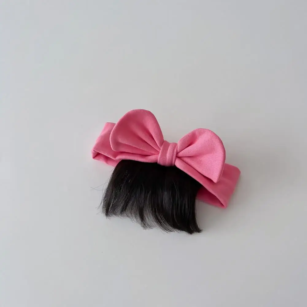 عصابة رأس شعر مستعار لحديثي الولادة، عصابة رأس واقعية للأطفال مع تصميم فيونكة، حزام مطاطي آمن، شعر مقلد للرضع