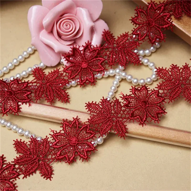 3CM di larghezza squisito poliestere rosso fiori ricamati tessuto di pizzo nastro vestito colletto trim vestiti copricapo fai da te cucito decor