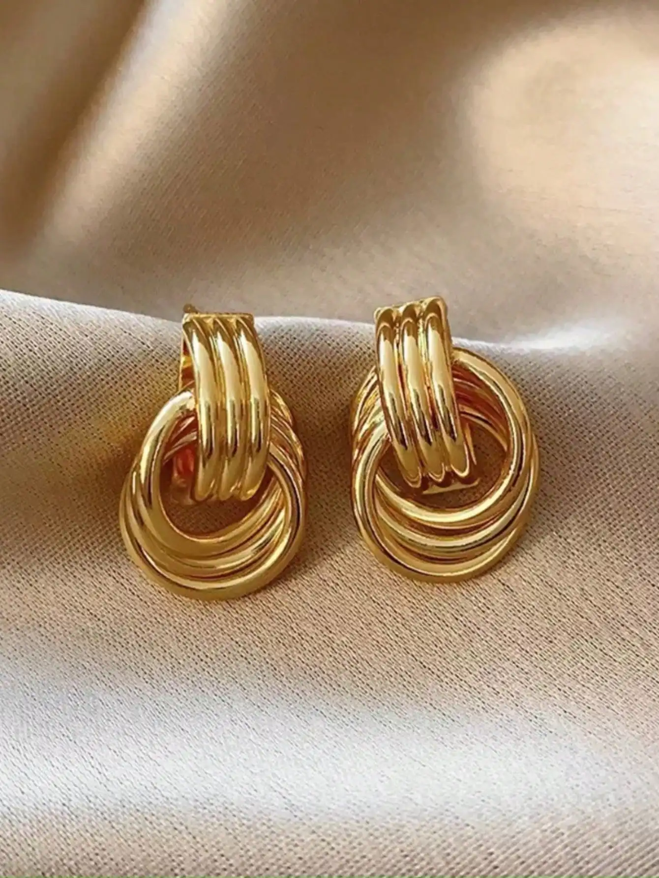 

Gold Tone Multi-Turn Knotted Stud Earrings for Women, Double Hoop Design, Statement Jewelry Gift