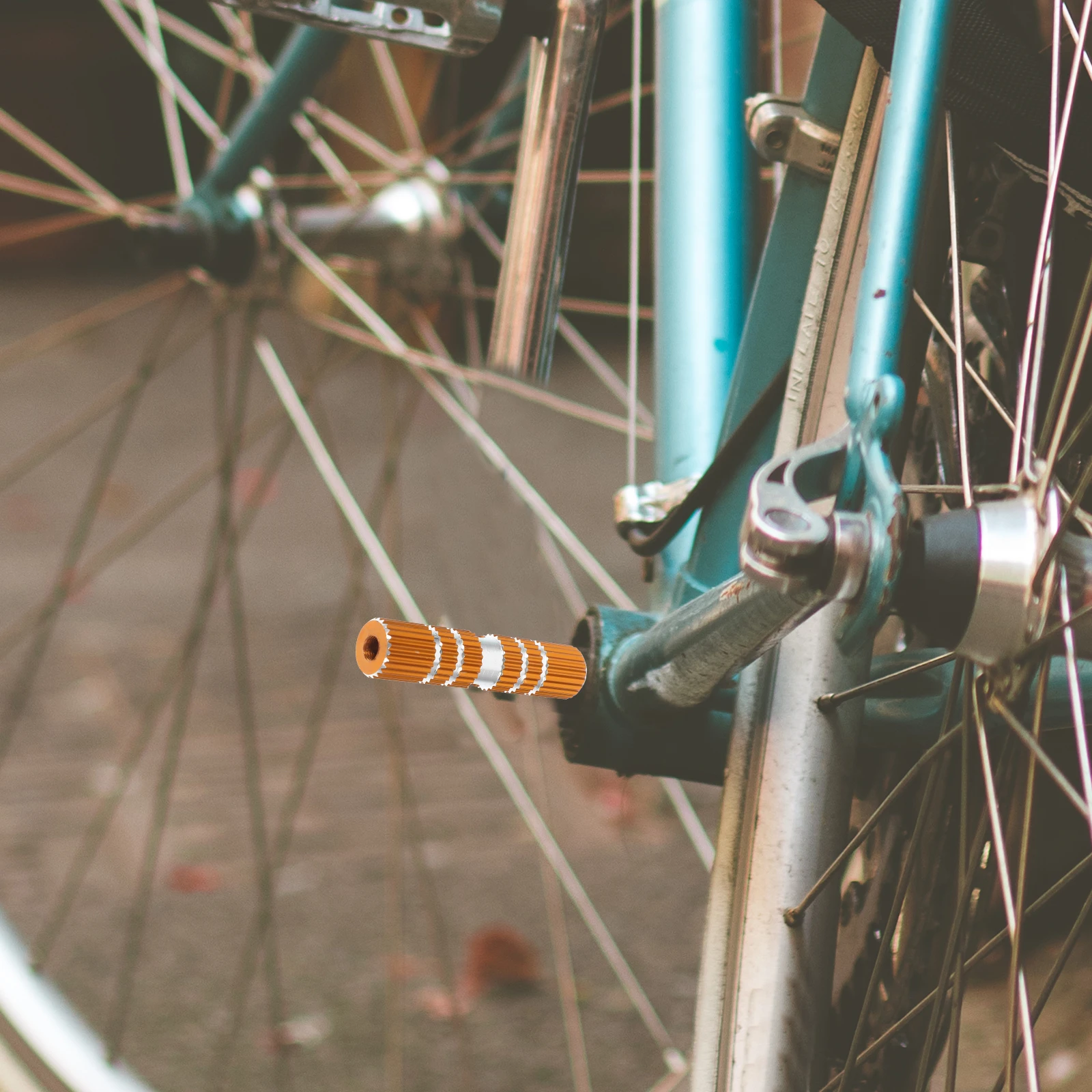 2Pair Aluminum Alloy Bike Pegs Seat Axle Pedals Quick Release High Hardness Suitable for Mountain Bicycle Footpegs