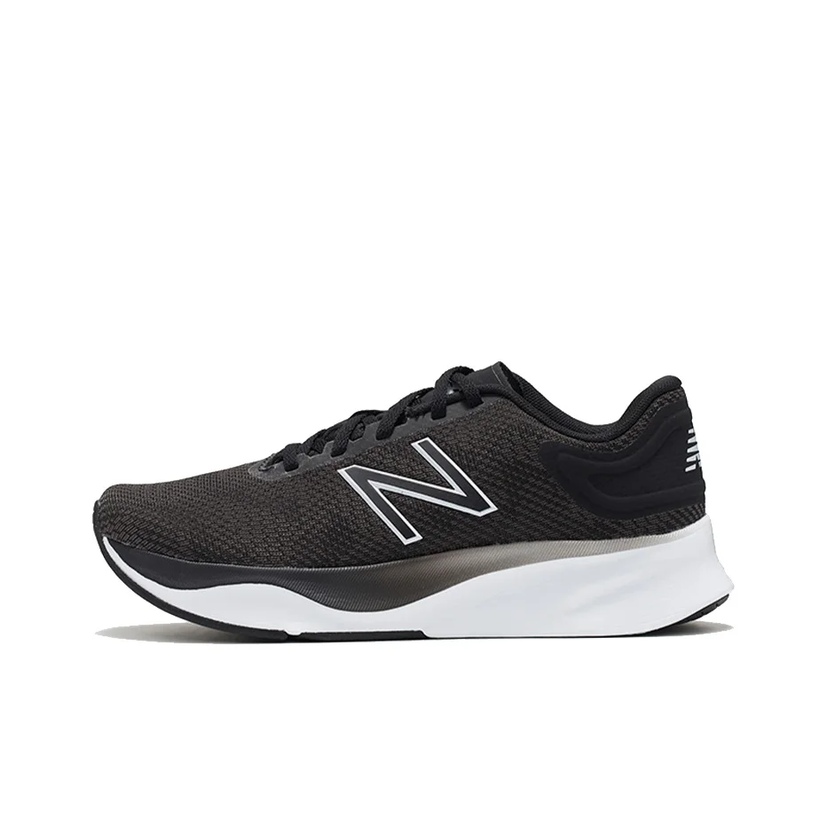 zapatillas-new-balance-nb-cush-para-correr-de-cana-baja-para-mujer-en-negro-gris-blanco