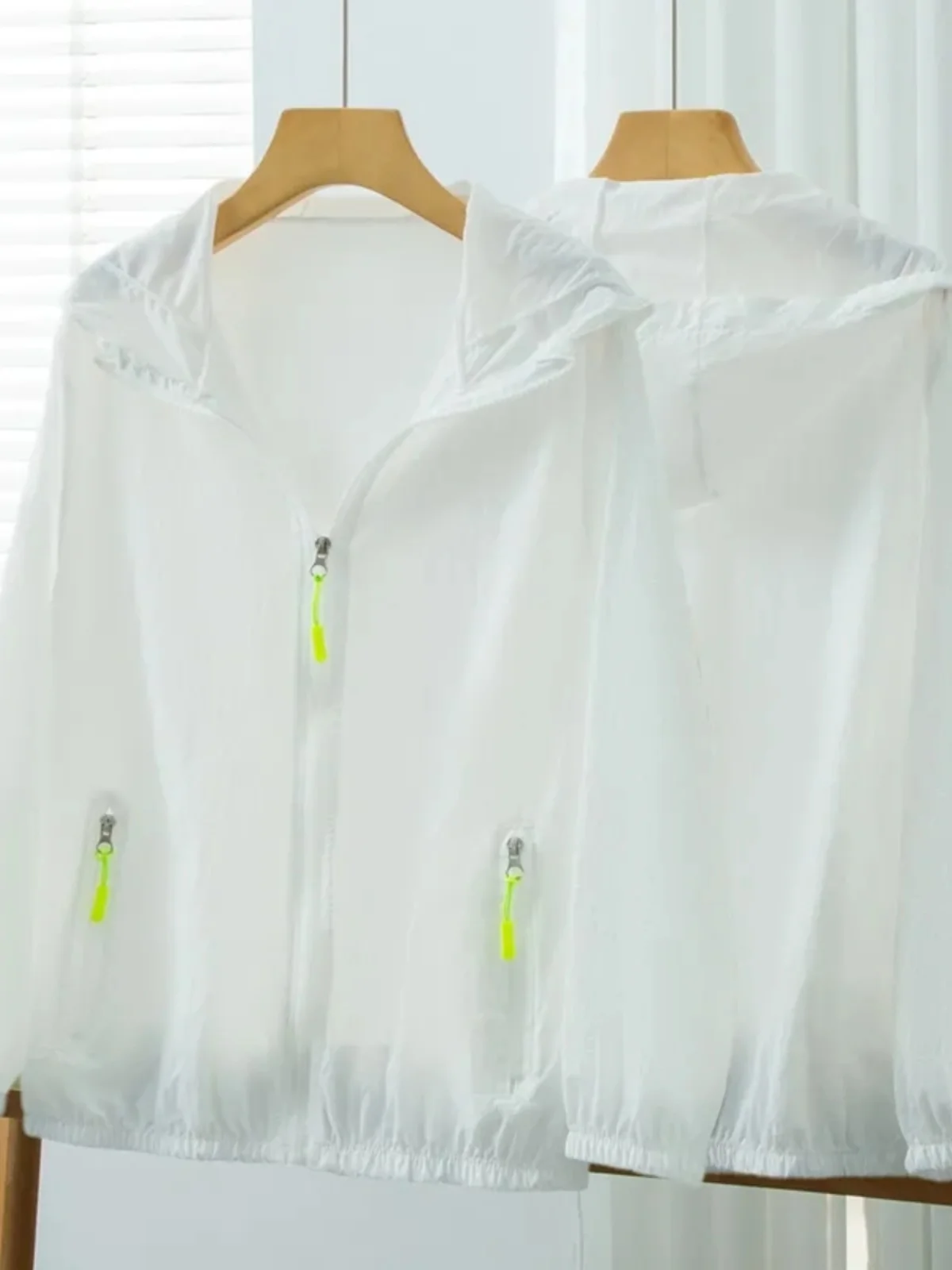 Lightweight Breathable Summer 2025 Women's Loose plus Size Cycling Outdoor Sun Protection Shirt Korean Style Commute Fashion