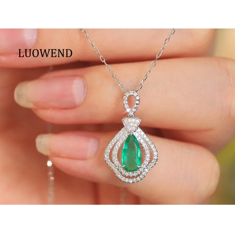

LUOWEND 100% 18K White Gold Necklace Elegant Style Shiny Diamond Natural Emerald Necklace for Women Birthday Gift Fine Jewelry