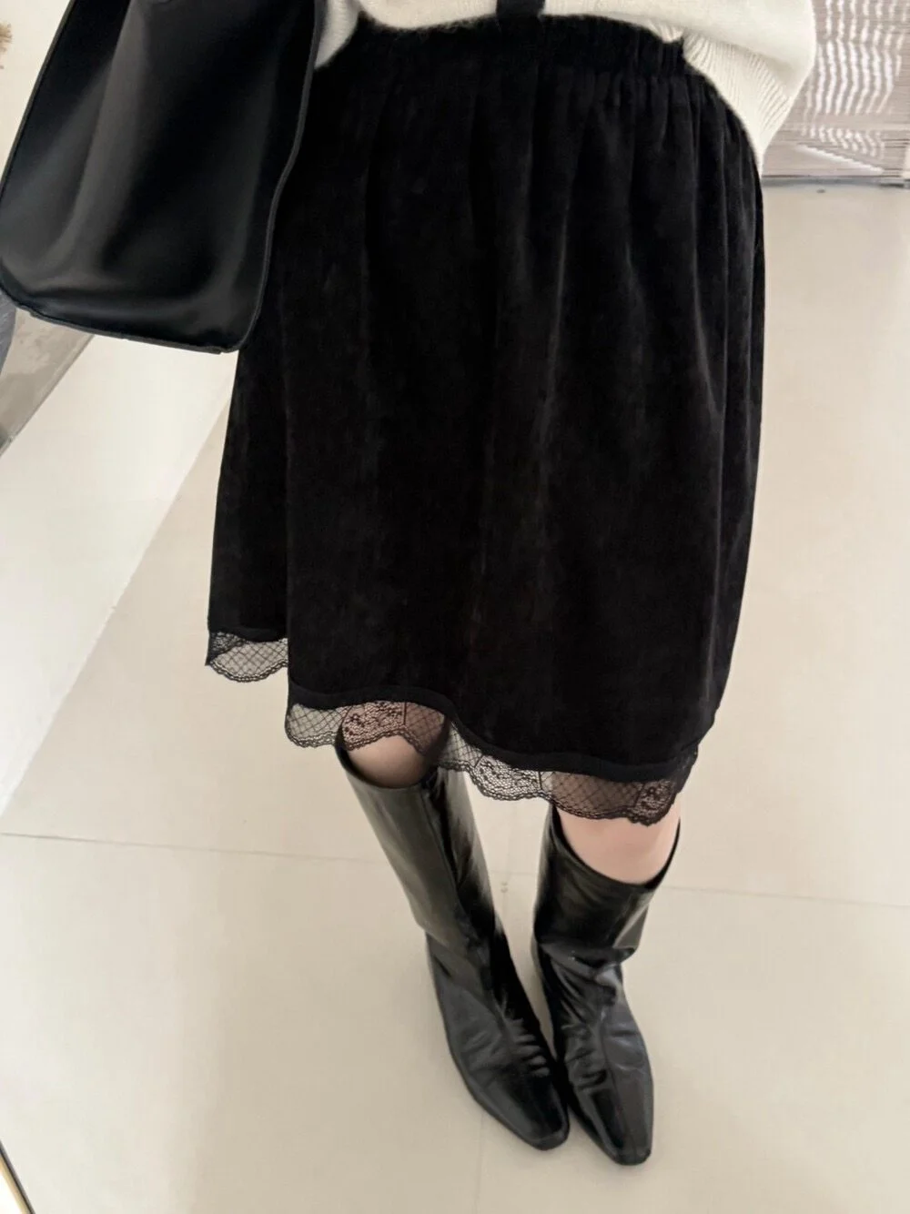 

Новая весенняя женская юбка-миди из вельвета с кружевной отделкой и эластичным поясом Ele Korean Sle Ciwalk