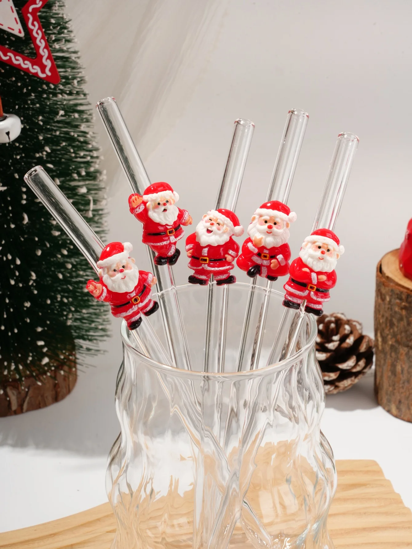 5PCS Clear Bent Glass Straw with Santa Decor, Reusable Drinking Straw for Bubble Water Juice Afternoon Tea, Perfect for Birthday