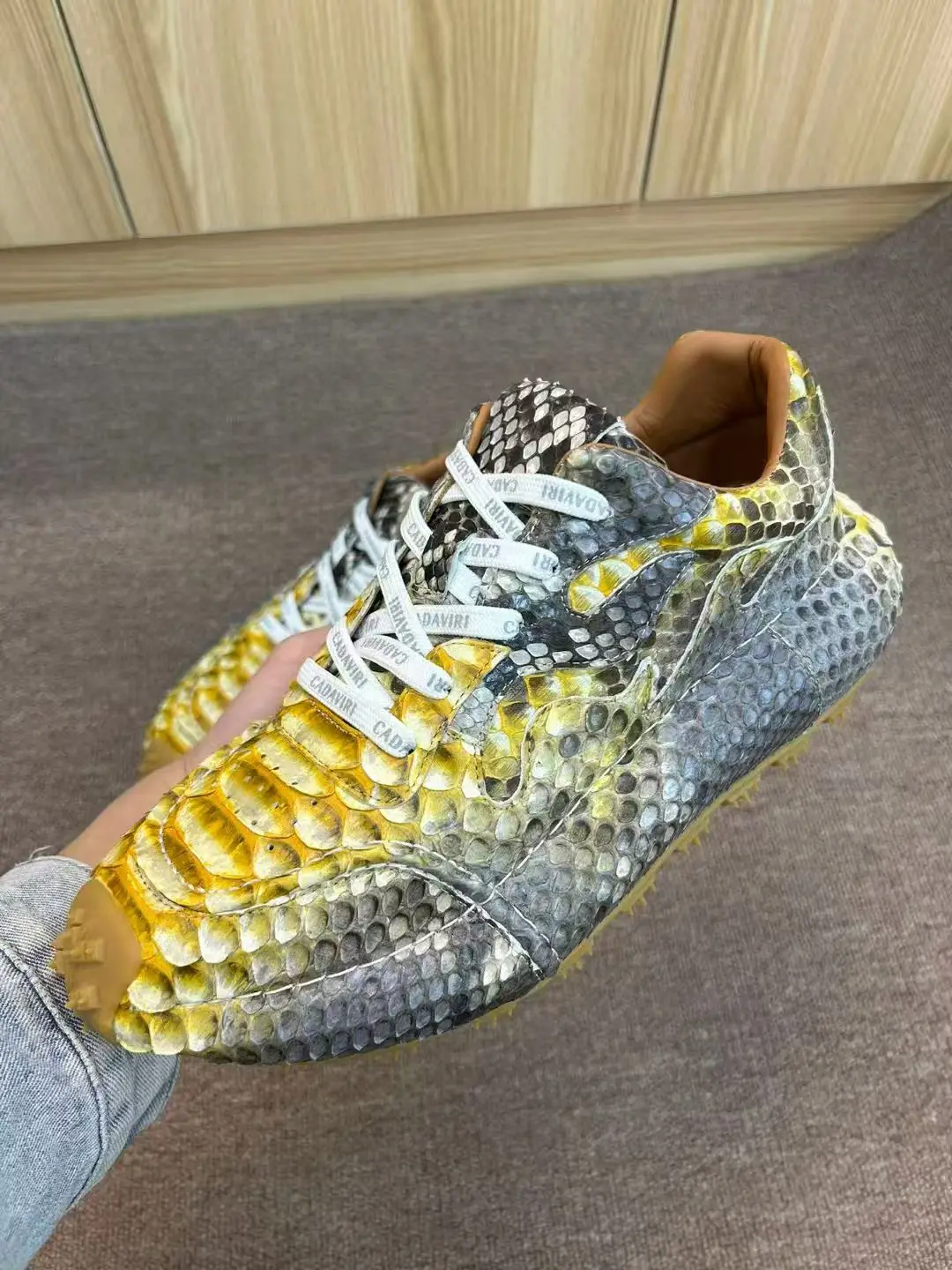 حذاء رجالي أصلي 100% من جلد الثعبان الحقيقي، حذاء رياضي رجالي عالي الجودة من جلد الثعبان باللون الذهبي والأصفر مع بطانة بقرة #2
