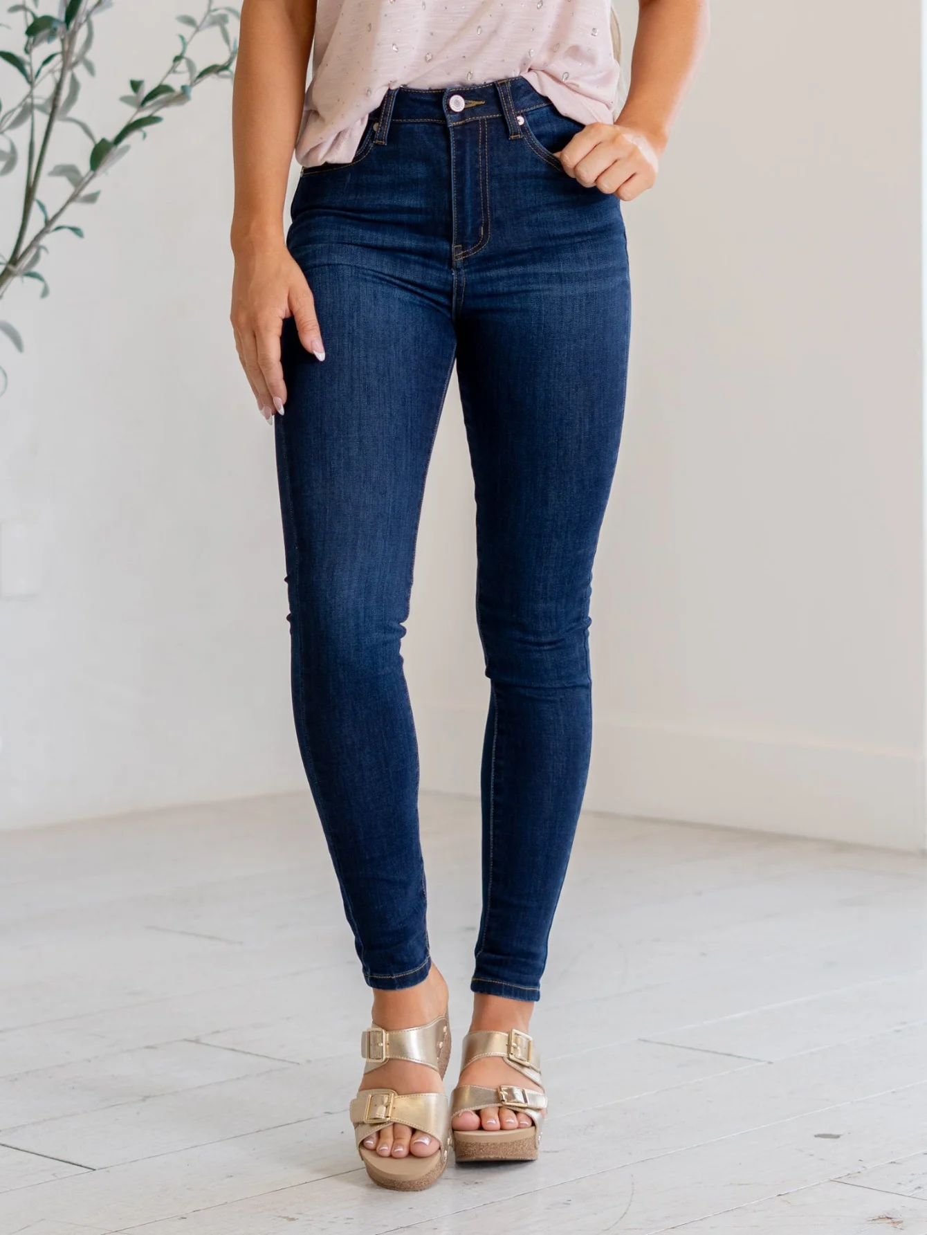 

Новые женские темно-синие джинсы с завышенной талией, эластичные и облегающие, длинные ноги, облегающие и сексуальные узкие джинсы.