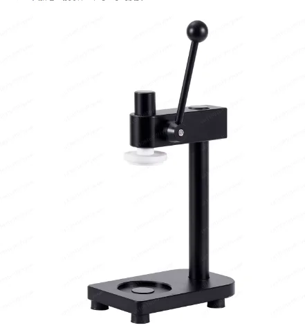 

Горячая новинка: портативный и легкий. Ручной закаточный станок для консервных банок