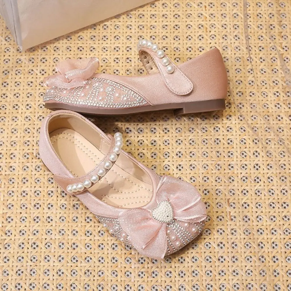 أحذية جلدية للأطفال من Sweet Pearl بفيونكة شبكية خفيفة الوزن أحذية ماري جين سهلة الارتداء بنمط ناعم سوليد للفتيات أحذية الأميرة للحفلات