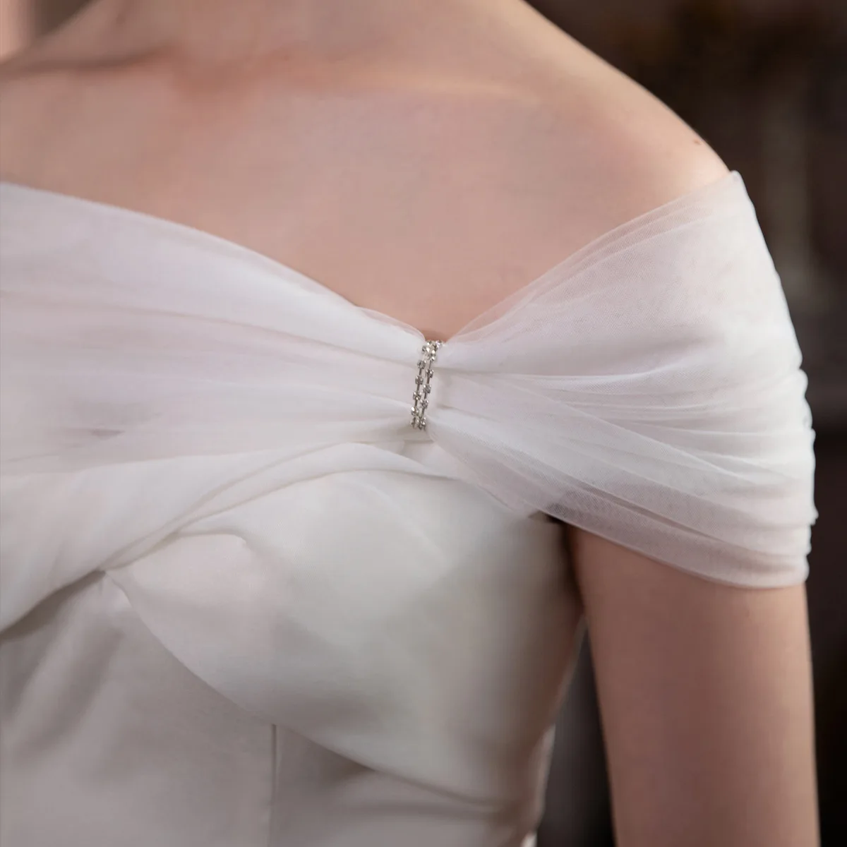 SLBRIDAL Eleganter Weißer Schlichter Blumen-Brautschal Hochzeitscape Schleier Hochzeitszubehör für Braut Hochzeit Damen – Detail 5