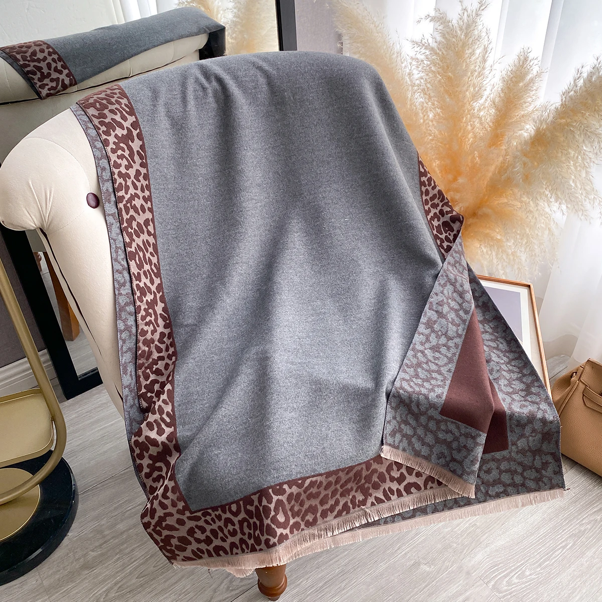 Neue Luxus Kaschmir Plaid Leopard Schal Winter Frauen Pashmina Schals Warme Decke Wraps Weibliche Dicke Schals Bufanda Schals – Detail 10
