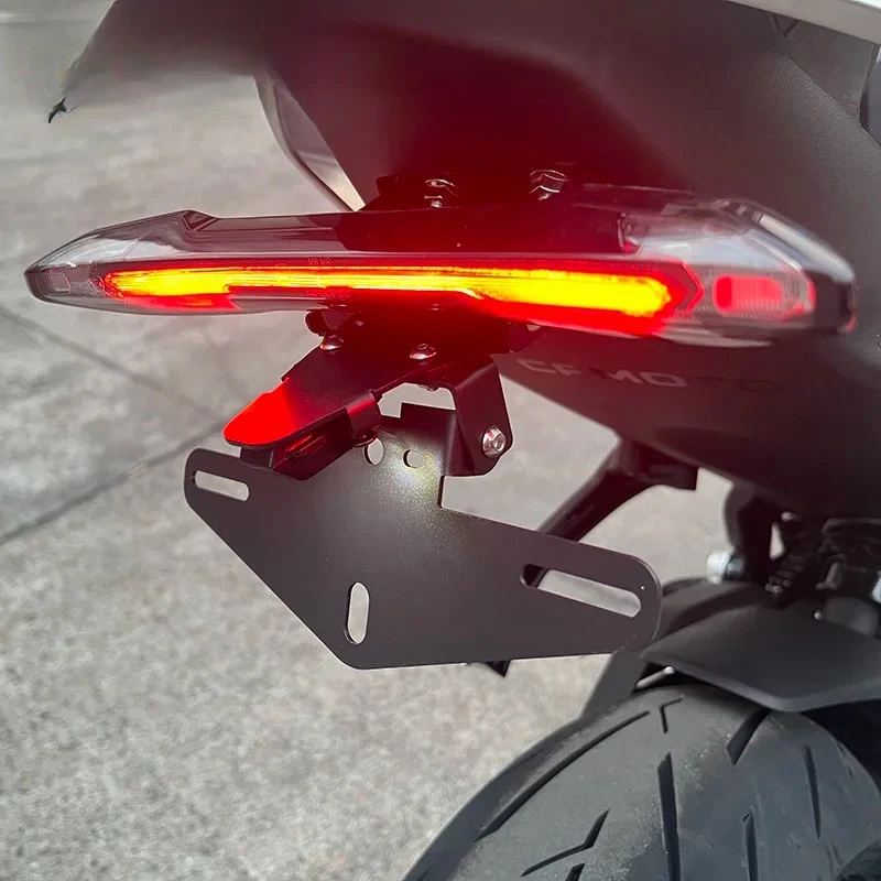 Motorrad-Kennzeichenhalterung mit LED-Beleuchtung für CFMOTO 675 SR SS NK 675SS 675SR-R 675NK 2024 2025+