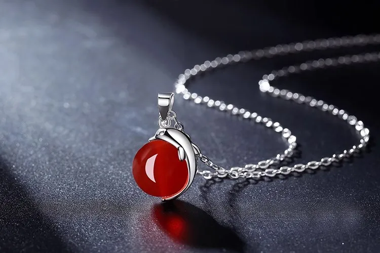 Women's necklace, red agate dolphin pendant, short and simple collarbone chain accessory, gift