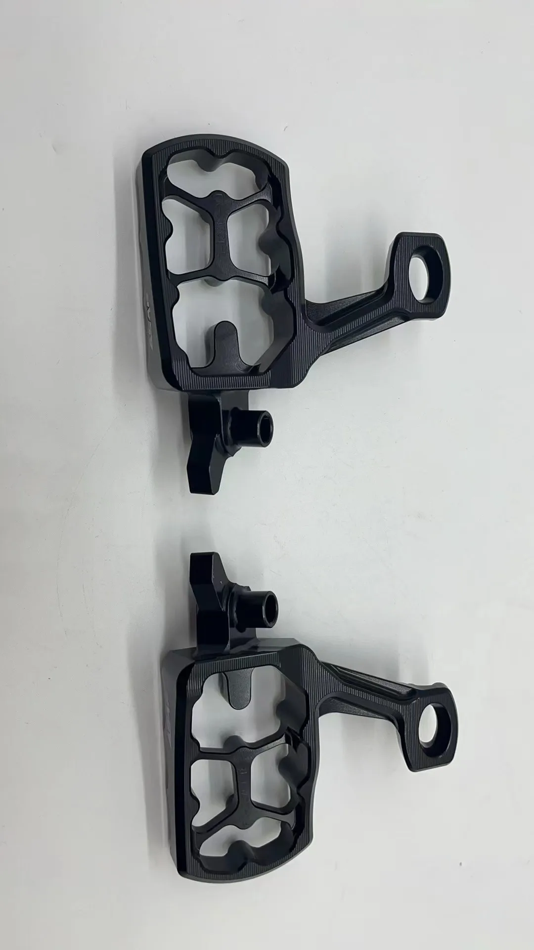 

FXCNC 2024 YZF450 YZ450F Foot Pegs FootRest Footpegs Rests Pedals For YAMAHA YZ450F YZF450 2024