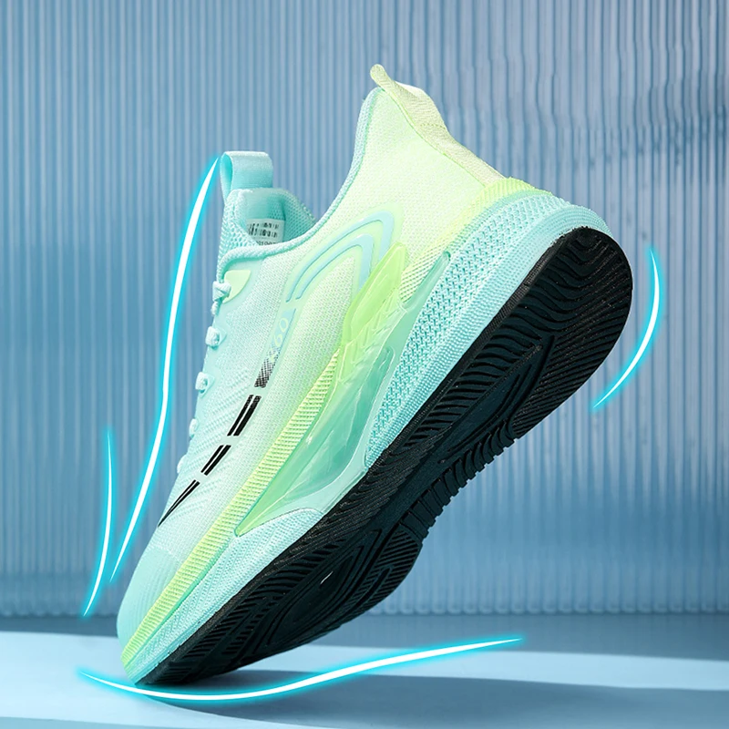 2025 new non-slip wear-resistant walking shoes competition training running shoes mesh breathable lightweight sports shoes