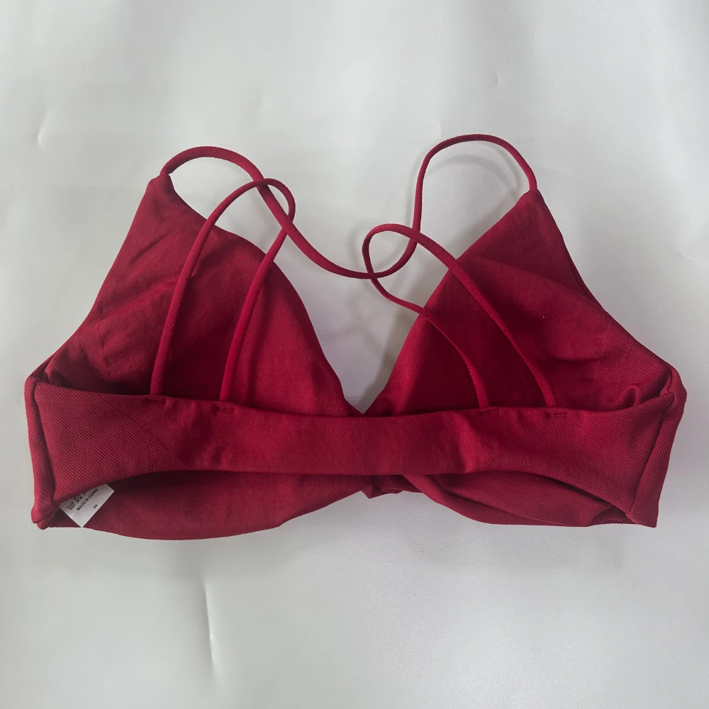 Pericic Damen Twist-Front Sport-BH V-Ausschnitt Mittlerer Halt Mit Herausnehmbaren Polstern Fitness-Bekleidung Nahtloser Yoga-BH Workout Gym Top – Detail 14