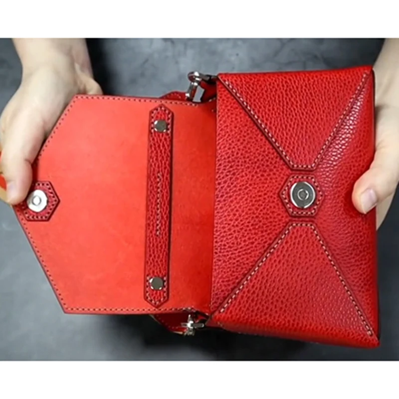 Modello di cucito Borsa a tracolla fai-da-te Carta Kraft Borsa in pelle Modello da cucito Accessori per artigianato da cucito 20x14 cm