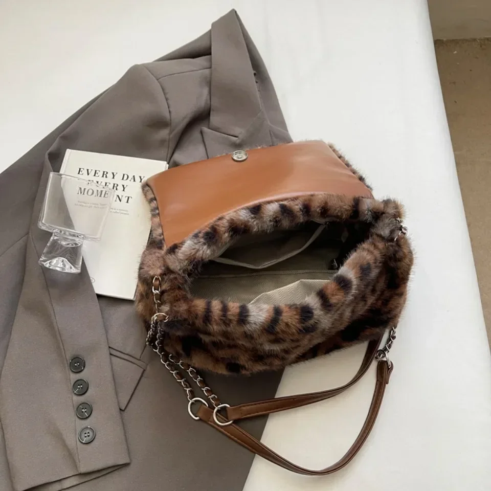 Winter Casual Women's Shoulder Bag Animal Print Leopard Plush Lady Shoulder Underarm Bag Female Messenger Bag Crossbody Bags