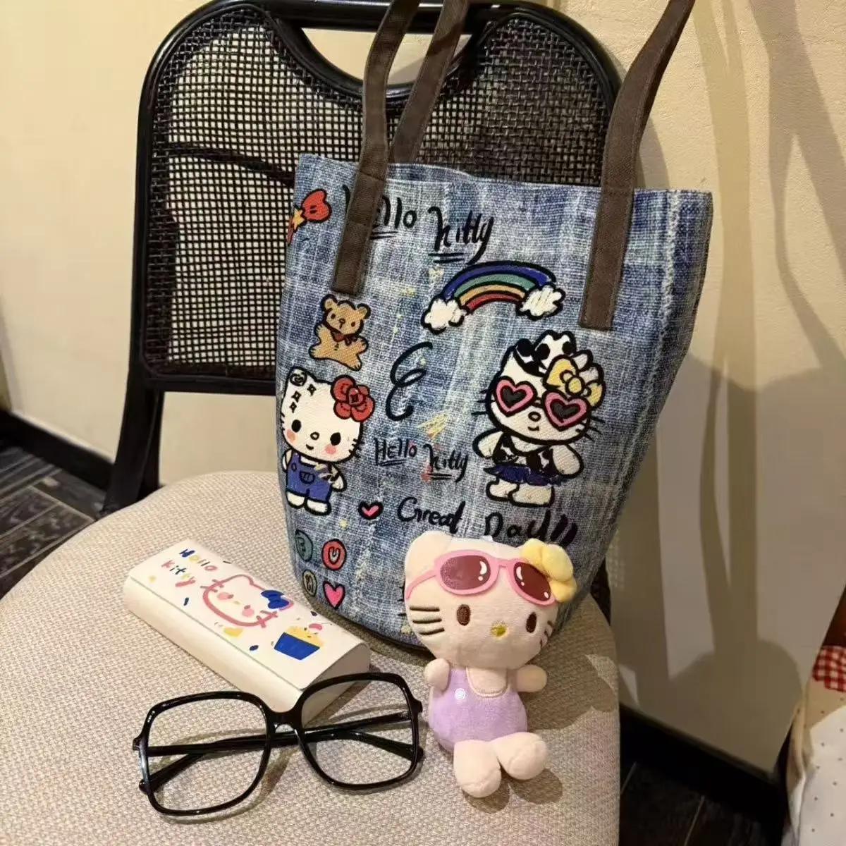 حقيبة دلو محمولة للسيدات من Vintage HelloKitty، حقيبة كتف، مناسبة للسفر اليومي وديكور منزلي رائع #2