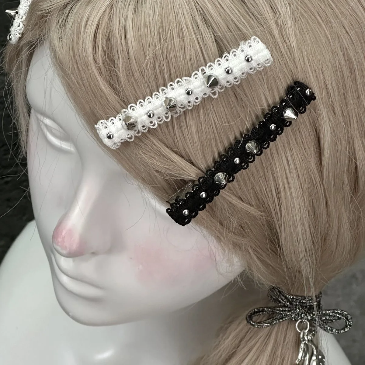 Y2K التصميم الأصلي أسود أبيض برشام الدانتيل مشبك شعر الانفجارات كليب الشرير ثقافة فرعية القوطية الجانب كليب لوليتا إكسسوارات الشعر