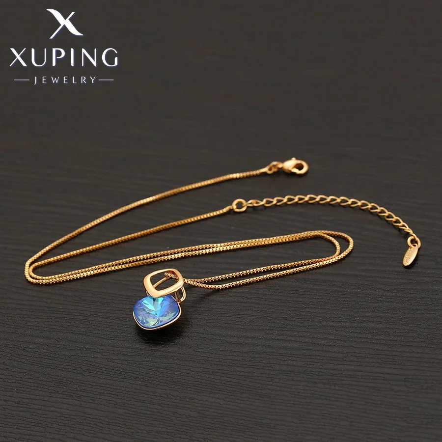 Xuping Jewelry Fashion Charm Square Stone Gold Color Crystal Pendant Necklaces for Women Girl Gift 810671096