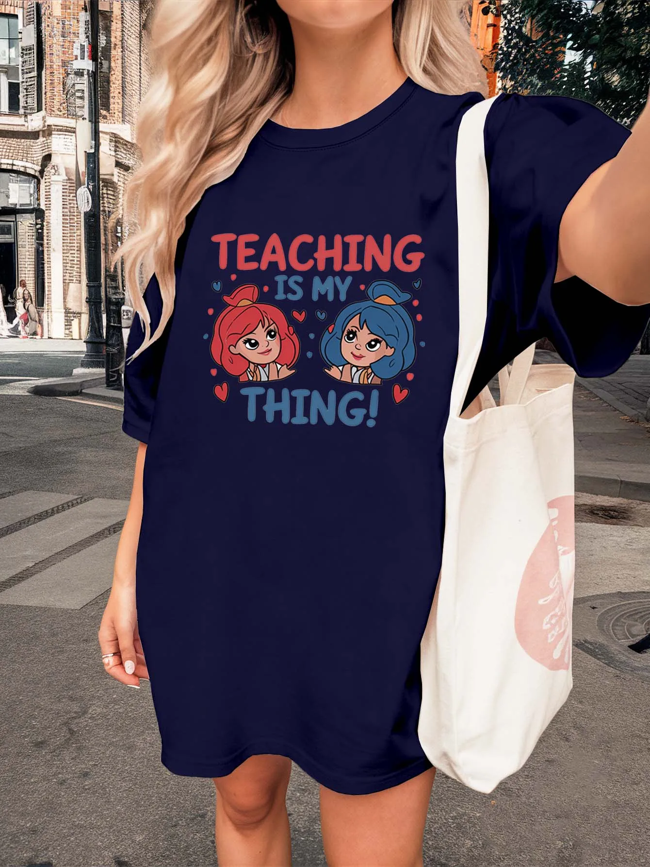 

Разработанная одежда больших размеров идеально подходит для воспитателей, покающихся вневременной элегантности и модной моды. Смысл работы.