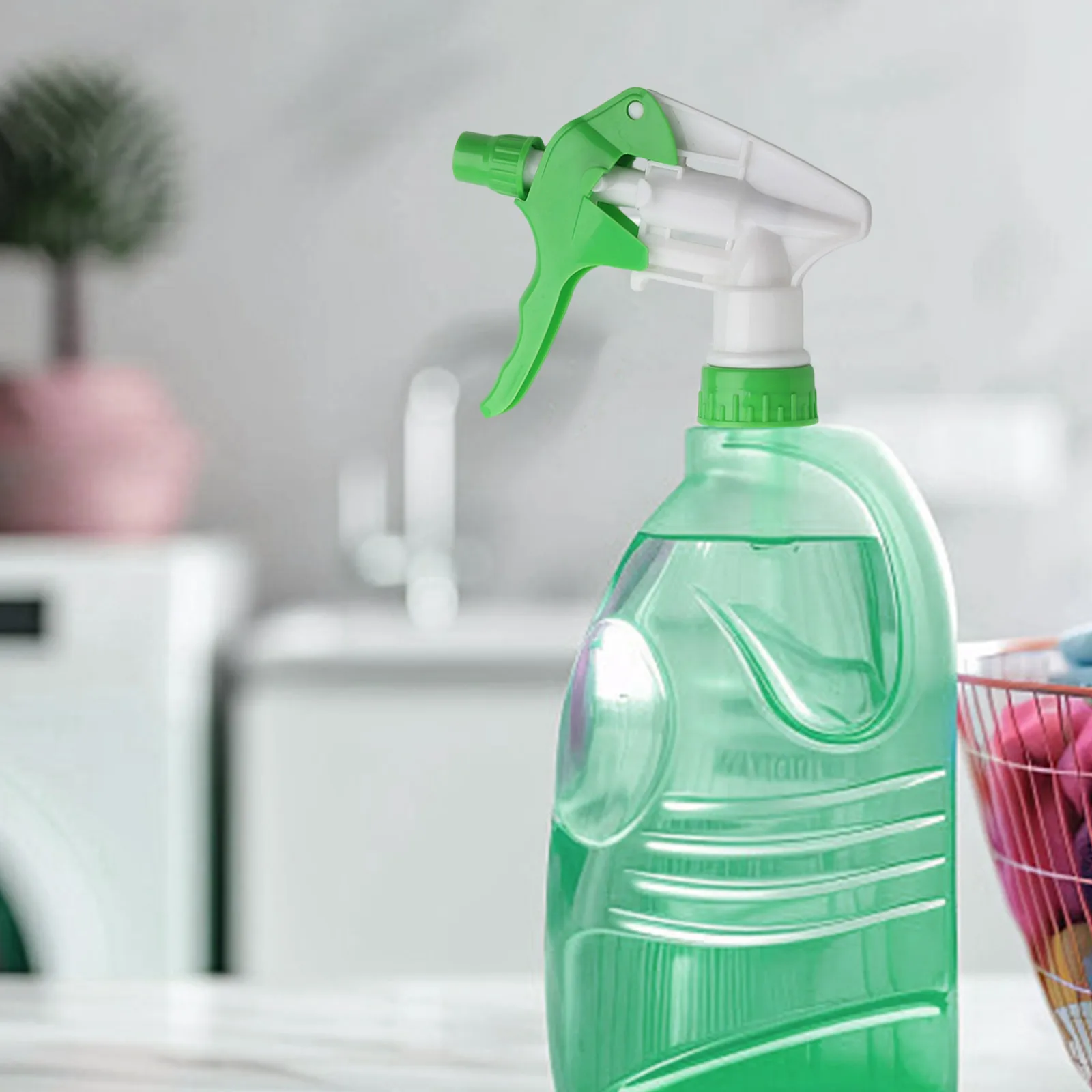 

Trigger Spray Head Lightweight Plastic Water Sprayer for Plants Manual Multifunctional Flower Garden Watering Bottle