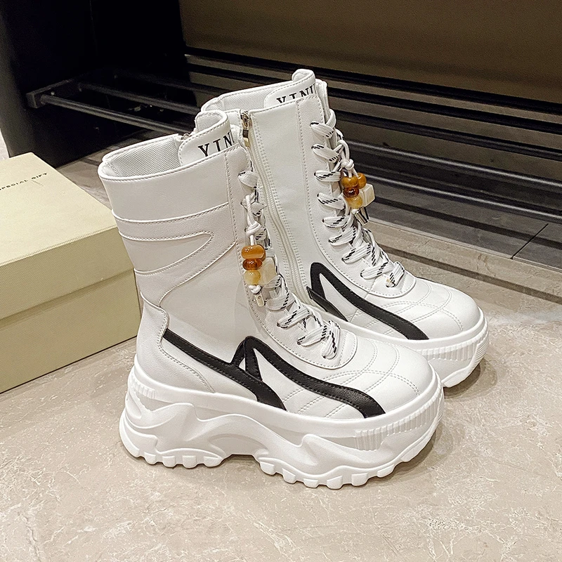 

Женские ботинки в стиле панк с круглым носком на толстой подошве и платформой на массивном каблуке со звездами и пряжкой на ремне, модная трендовая повседневная обувь в стиле вестерн