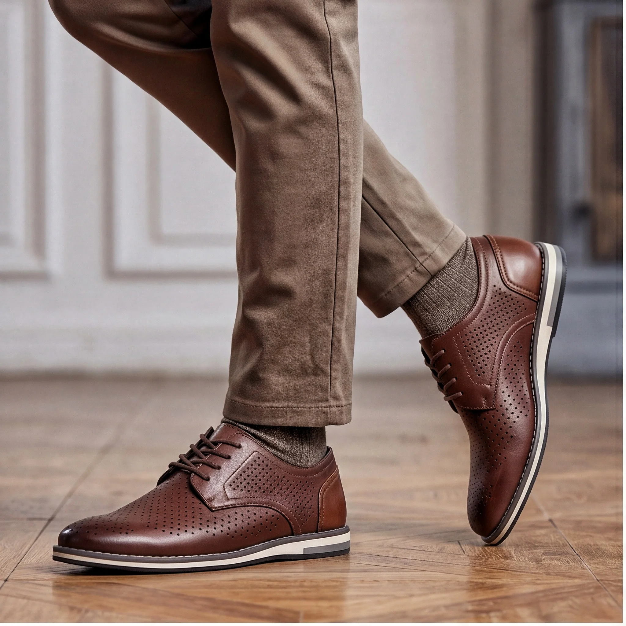 Braune atmungsaktive Herren-Freizeitschuhe, flache Schuhe mit Lochmuster, Herren-Sommerschuhe – Detail 5