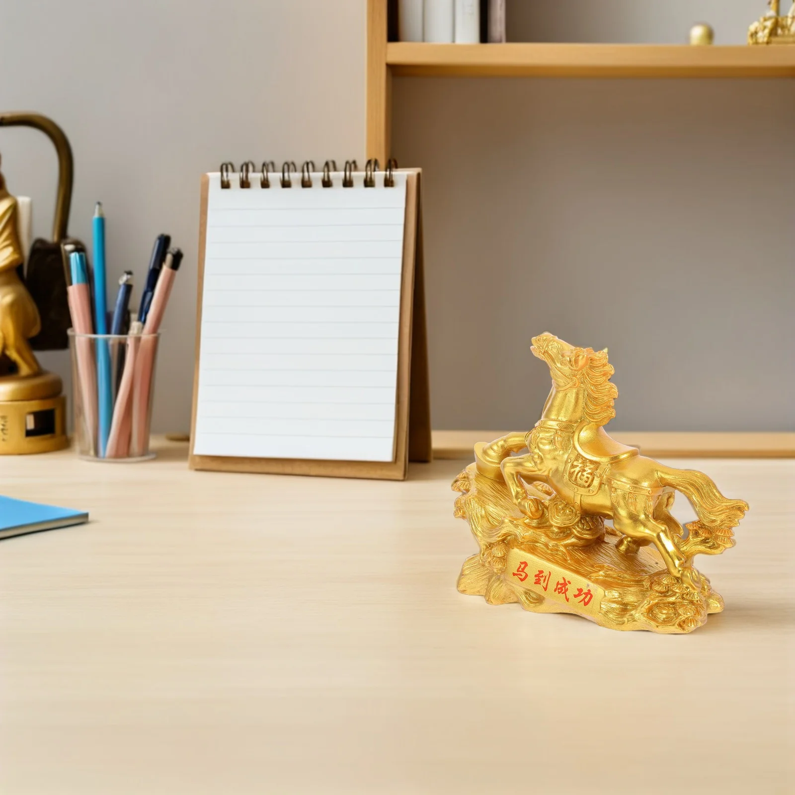 

1PC Zodiac Resin Craft Golden Statue Desktop Office Home Decor Elegant Small Sculpture Resin nament Shaped Figurine Horse Room
