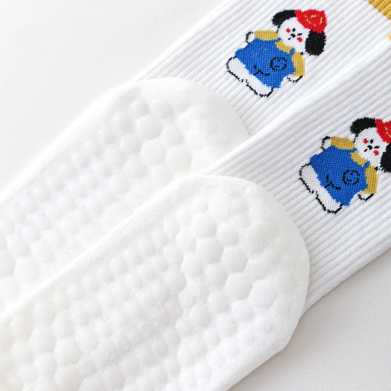 الكرتون 5-Toe اليوغا الجوارب عدم الانزلاق منتصف طاقم الجوارب تنفس 70% القطن فاصل أصابع القدم الجوارب ل بيلاتيس اللياقة البدنية المنزلية