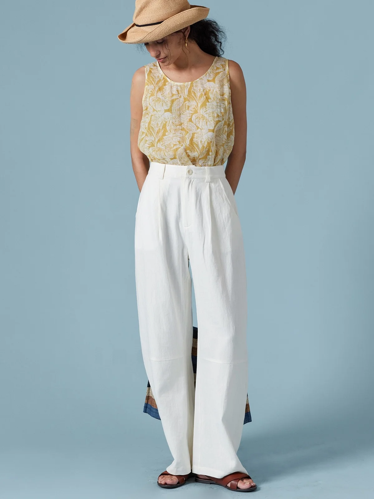 

Новинка Весна-Лето: Женские повседневные брюки с изогнутым кроем и узором в клетку, из комфортного хлопково-льняного смесового материала, в стиле Commuter.