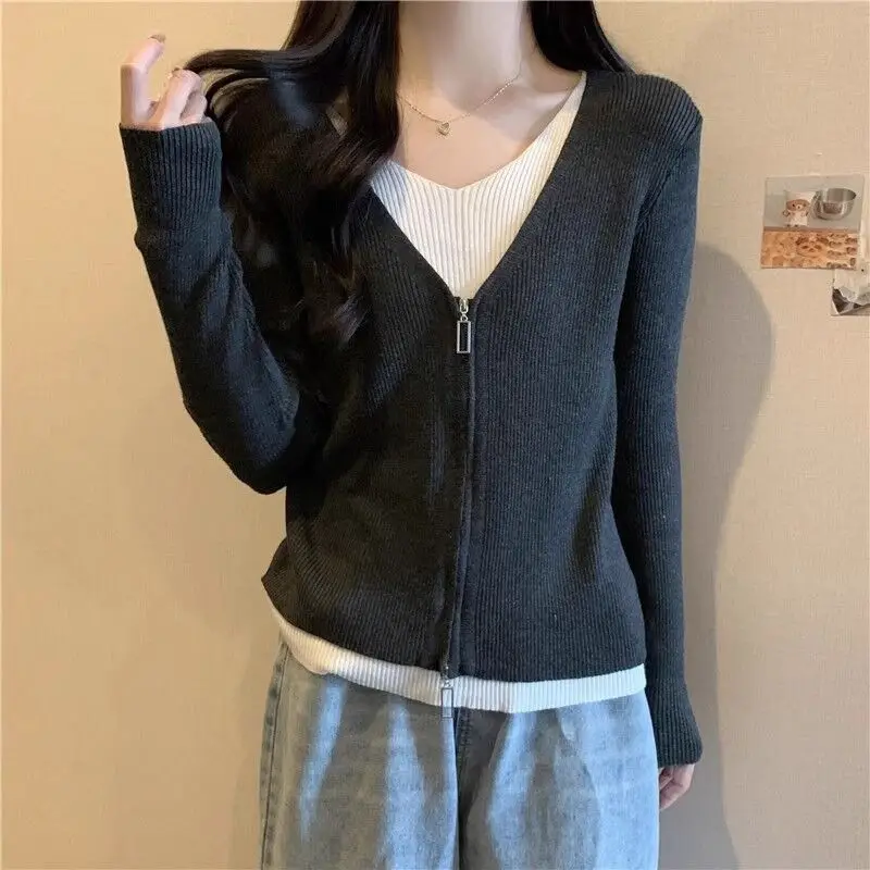 Spring Autumn Fashion V-neck Long Sleeve Fake Two Pieces Cardigan Women\'s Clothing Youth Knitting Simplicity Chic Korean Tops