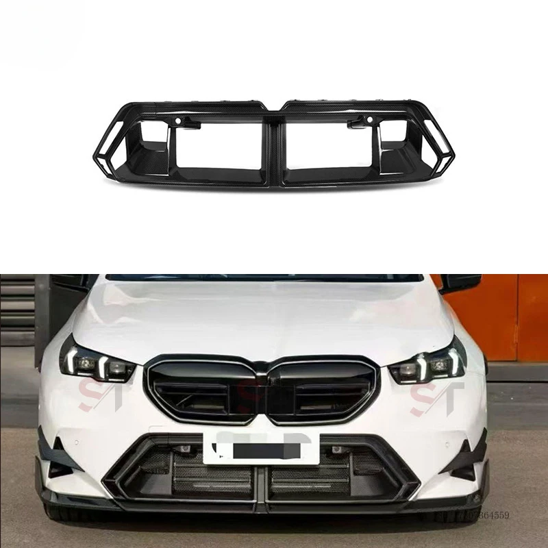 Suitable the 2025 BMW M5 G90, modified with a dry carbon fiber front bumper and lower center grille for a modif