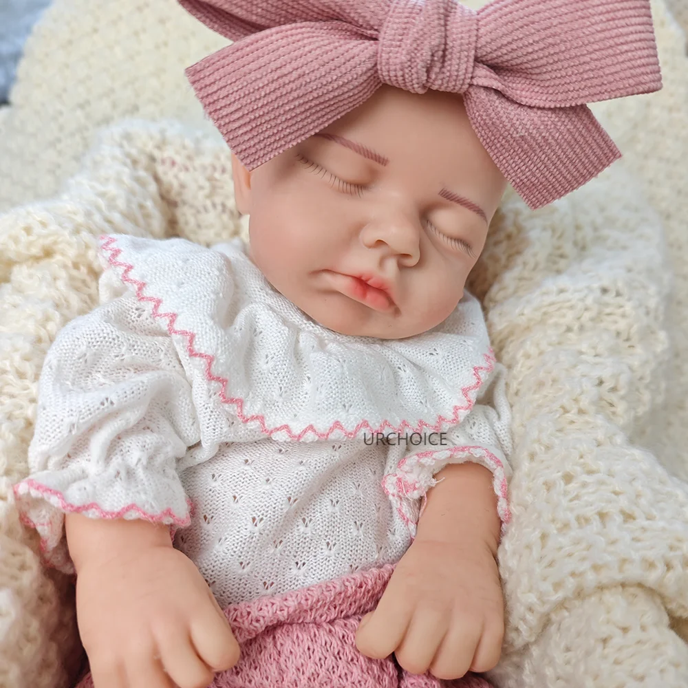 13-calowa silikonowa lalka odrodzona ręcznie malowana śpiące oczy realistyczna lalka noworodkowa dla sztuki kolekcjonerska idealny prezent świąteczny dla dzieci