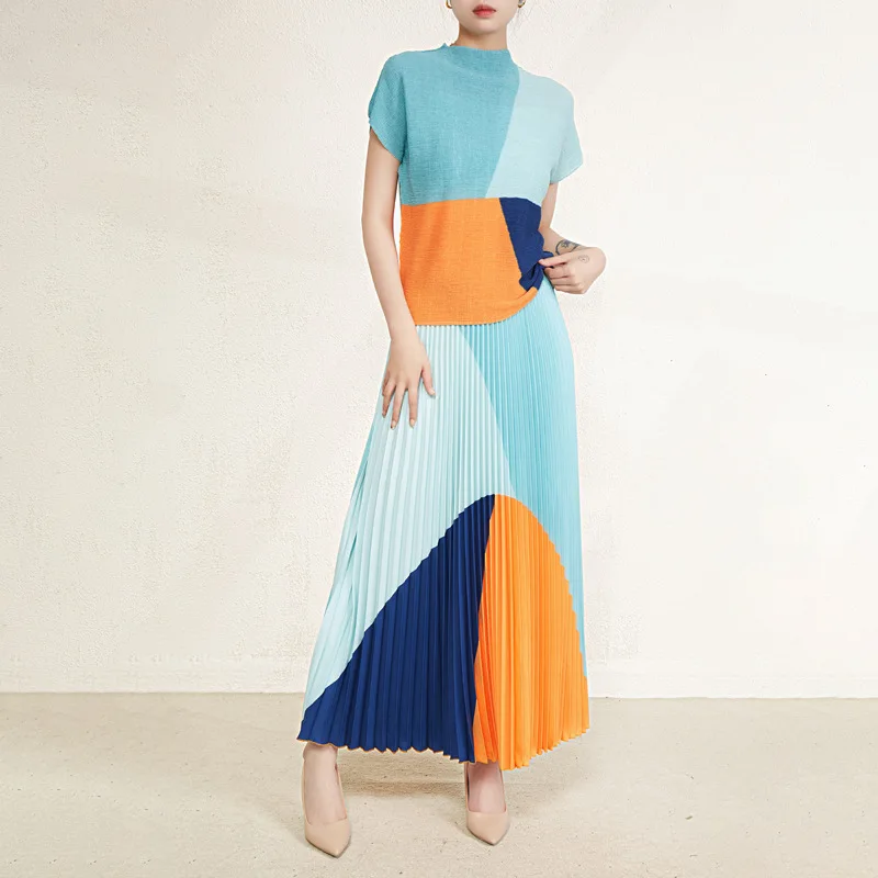 

Two Piece Set For Women Summer Colour Patchwork Stretch Slimming Miyake Pleated Short Sleeve Top + Fashion Skirt