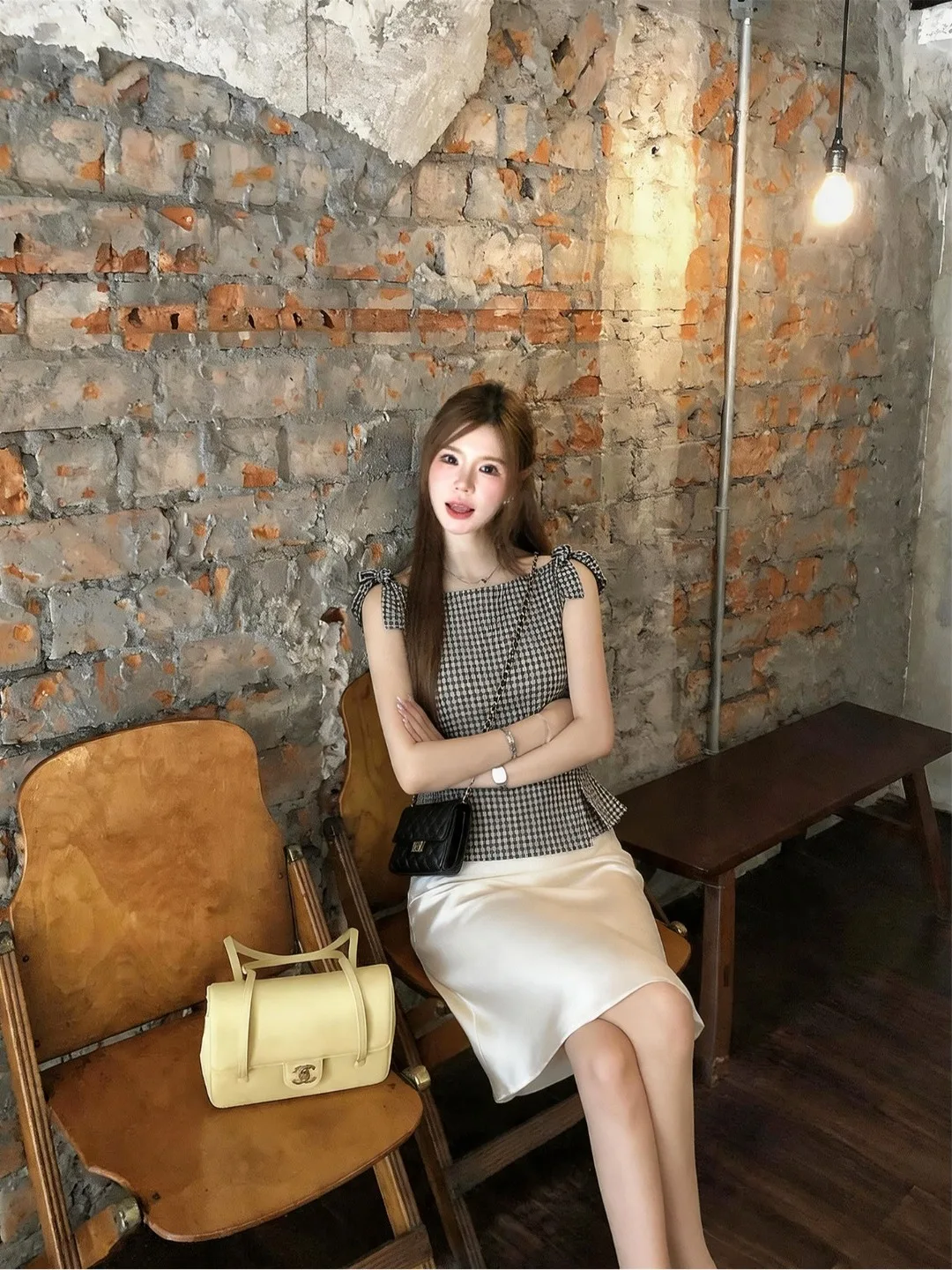 Retro Plaid Silk Satin A-Line Fish Tail Skirt Set Sleeveless Design Korean Style Commute Wind Women's Shirt Summer Trend