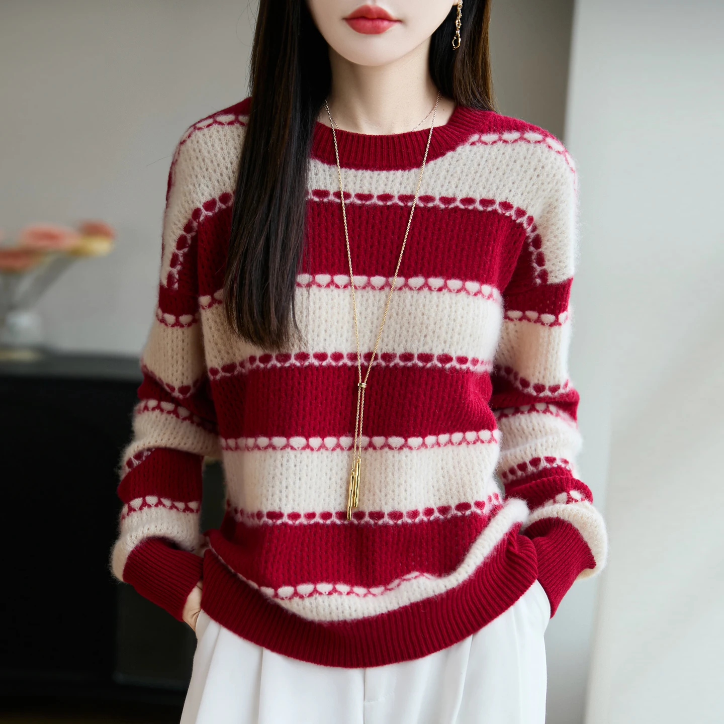 

Autumn and winter striped lazy style sweater, women's wool loose and high-end, super beautiful knitted sweater top