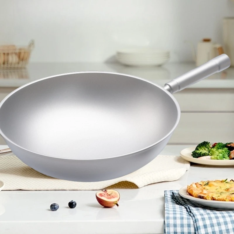 

Household non-pure titanium gas stove wok special lightweight coating