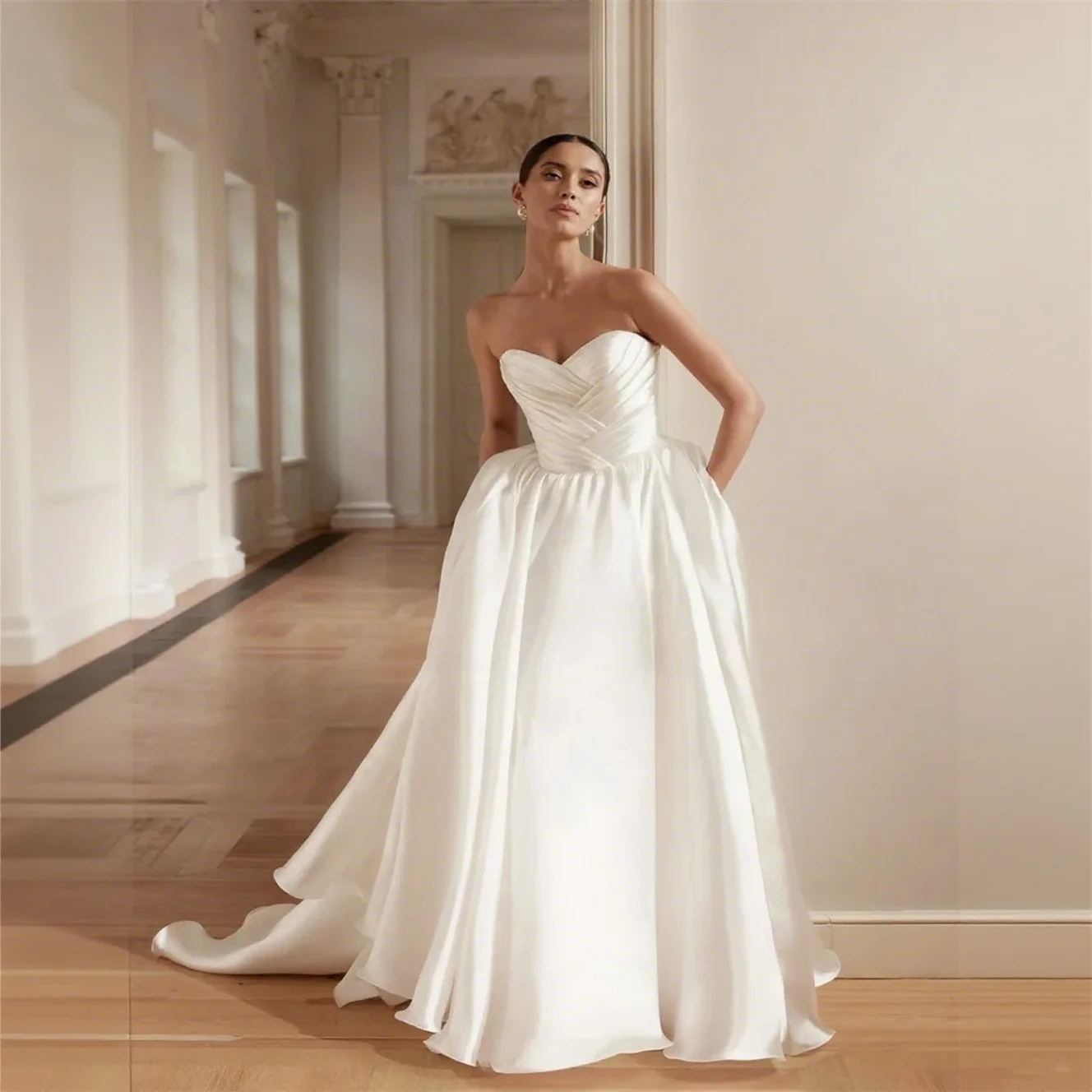 

Customized Strapless Satin Wedding Dress with Sweetheart Neckline Lace-Up Back White Bow Floor-Length Sweep Train for Bride 2025