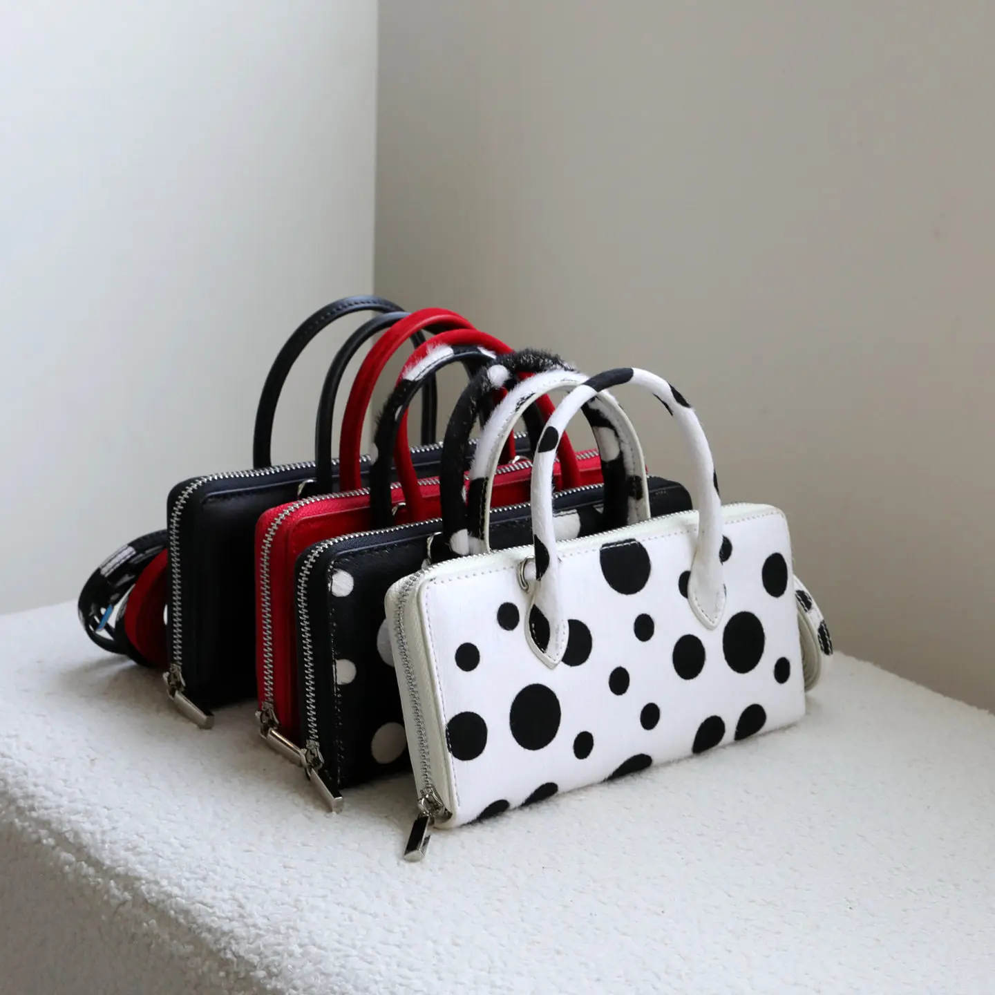 nuova-borsa-a-tracolla-piccola-di-lusso-2026-in-vera-pelle-con-motivo-a-pois-borsa-per-cellulare-da-donna