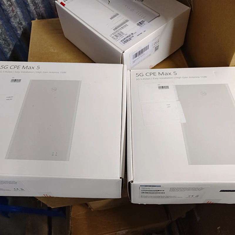 Modem 5G CPE Max 5 H352-381 5G sbloccato Router WiFi 2.4Ghz Antenne interne 4G/5G da 5,4 Gbps
