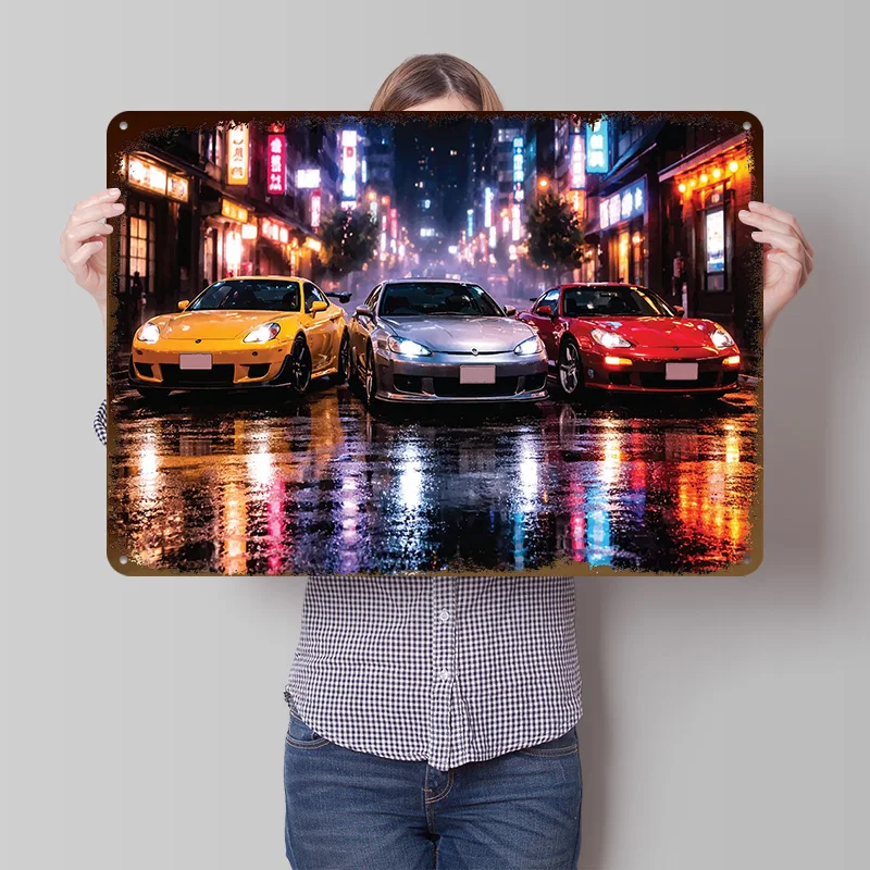 Drei Sportwagen in einer Regenigen Stadt Blechposter Individualisierte Wandkunst Retro Vintage Metallschilder für Fans Zimmer Bar Accessoires Haus