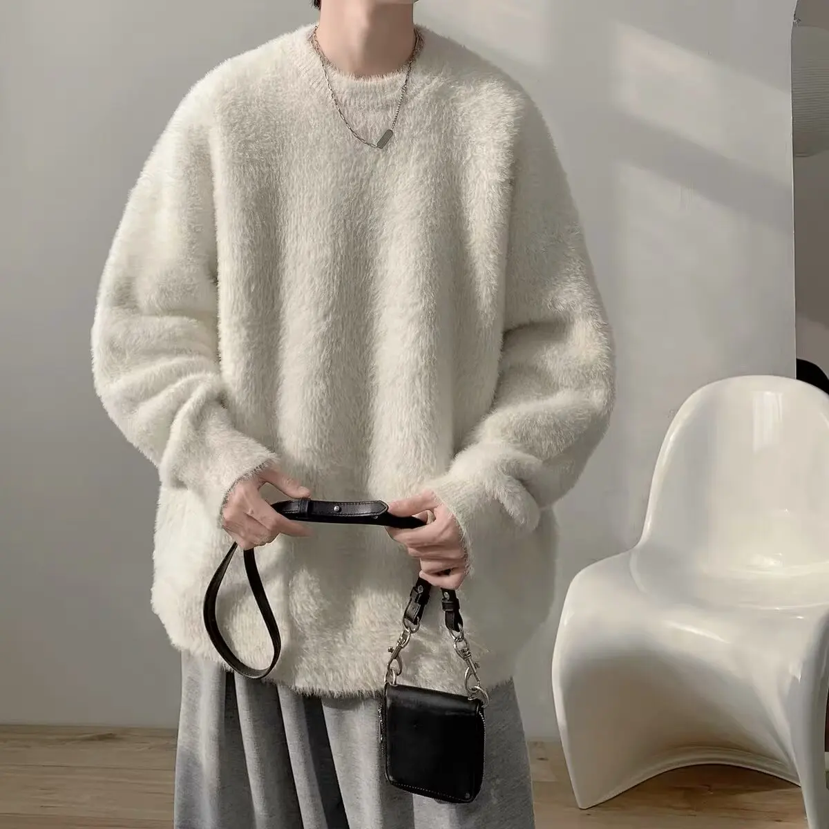 

Мужской вязаный свитер свободного кроя с круглым вырезом, большие размеры, 250 Pou, для пар, зимний, модный, удобный, универсальный топ