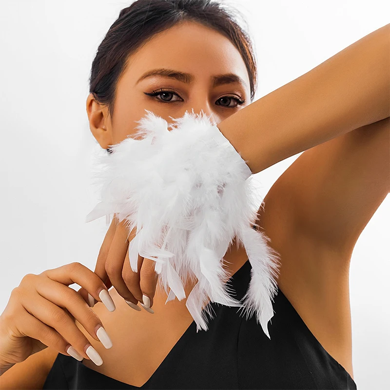 1PC Colorful Feather Cuff Nail Ornament Wristband For Photo Manicure Feathers Sexy Handcuffs Manicure Accessories Bracelet