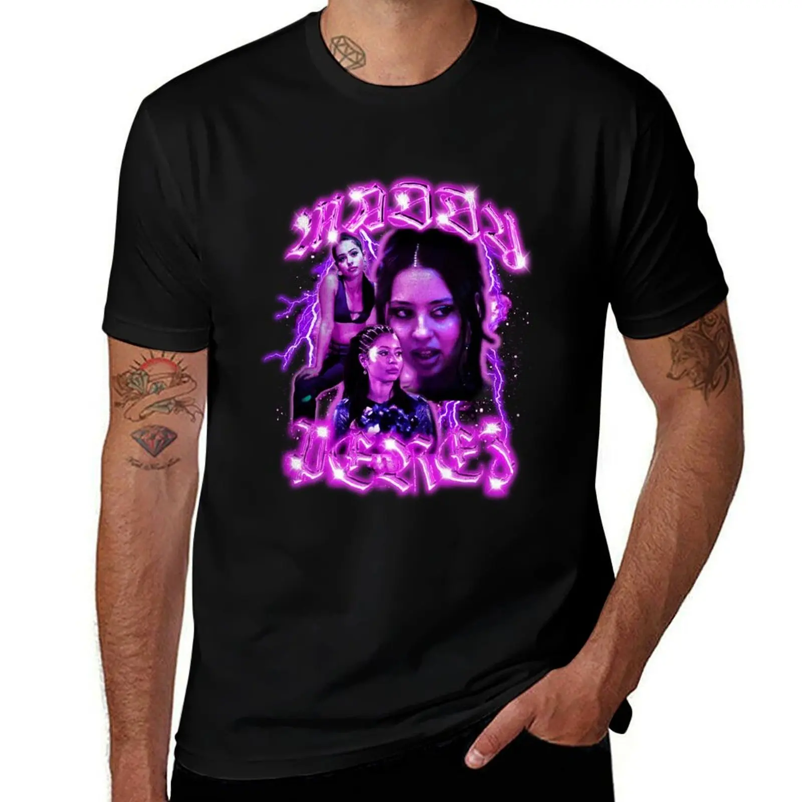 T-shirt décontracté style workwear de Maddy Perez (Alexa Demie) de Euphoria